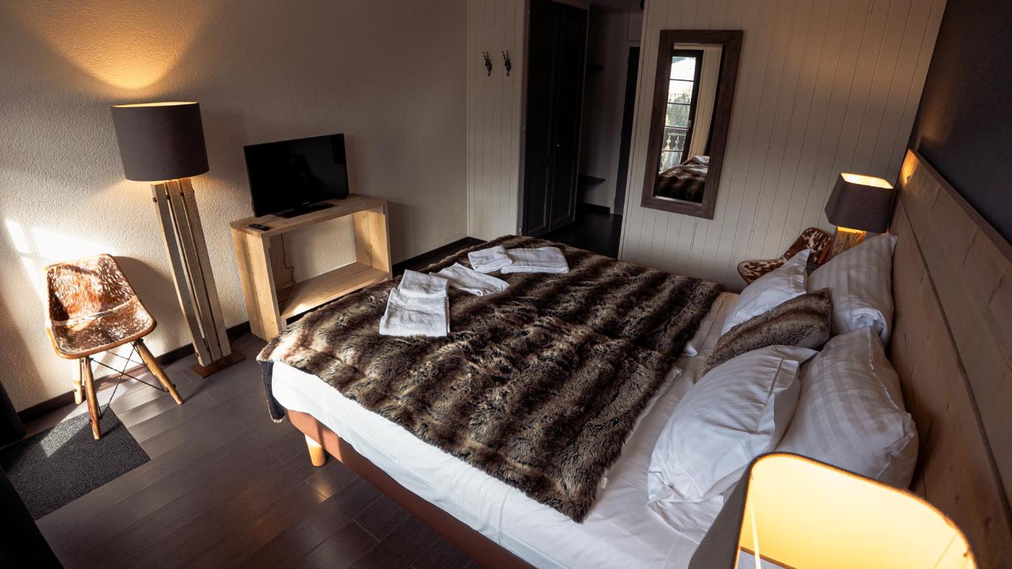 Champoussin Lodge Bagian luar foto