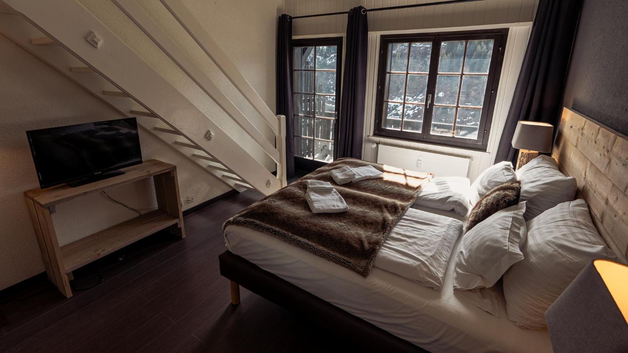 Champoussin Lodge Bagian luar foto