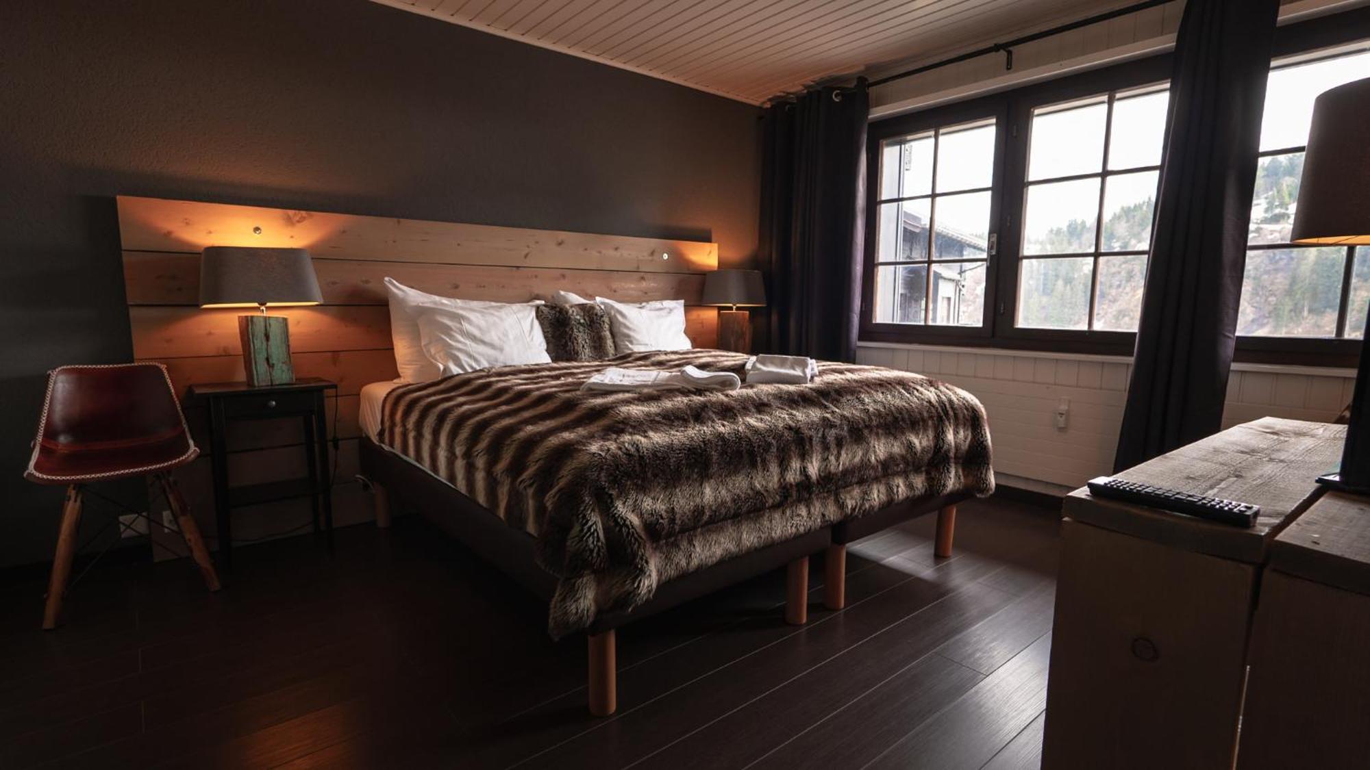 Champoussin Lodge Bagian luar foto